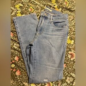 Levi's 724 High Rise Straight